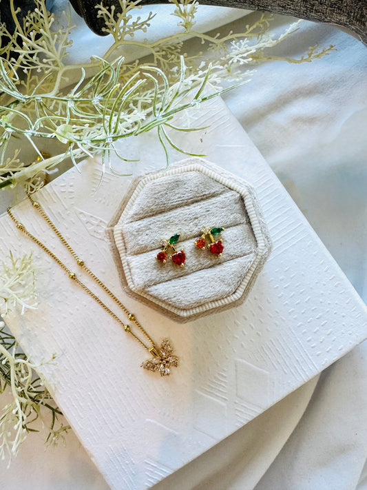 Mon Chéri Chéri Studs