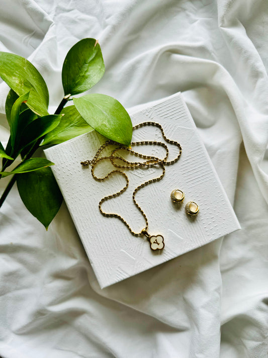 Clover Initial Necklace